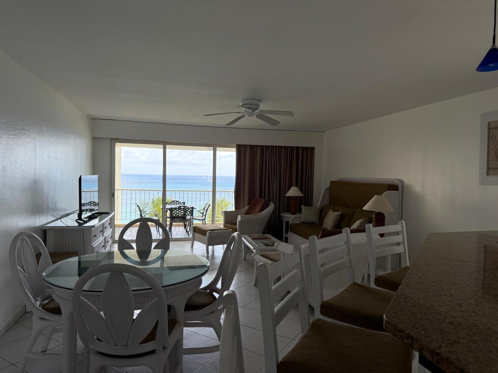 Sapphire Beach Club Resort Cupecoy  Exterior photo