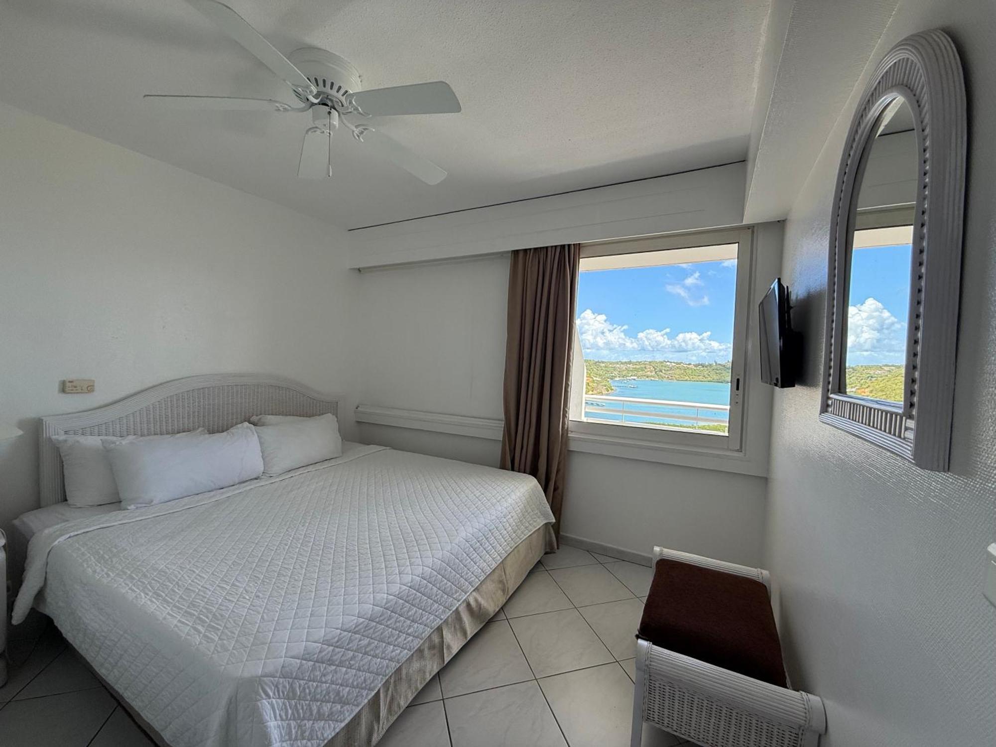 Sapphire Beach Club Resort Cupecoy  Exterior photo